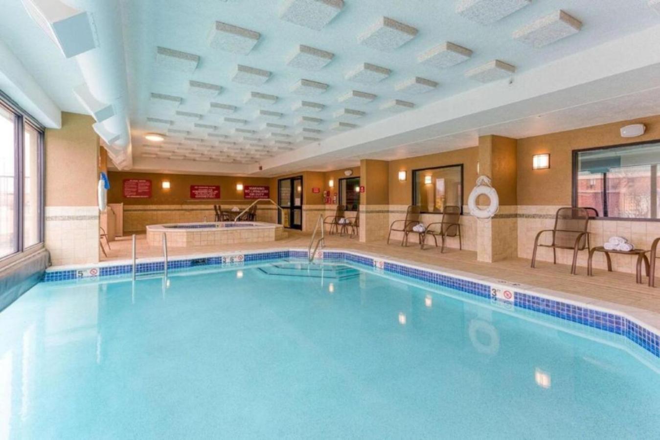 Drury Inn&Suites St. Louis Fenton Extérieur photo
