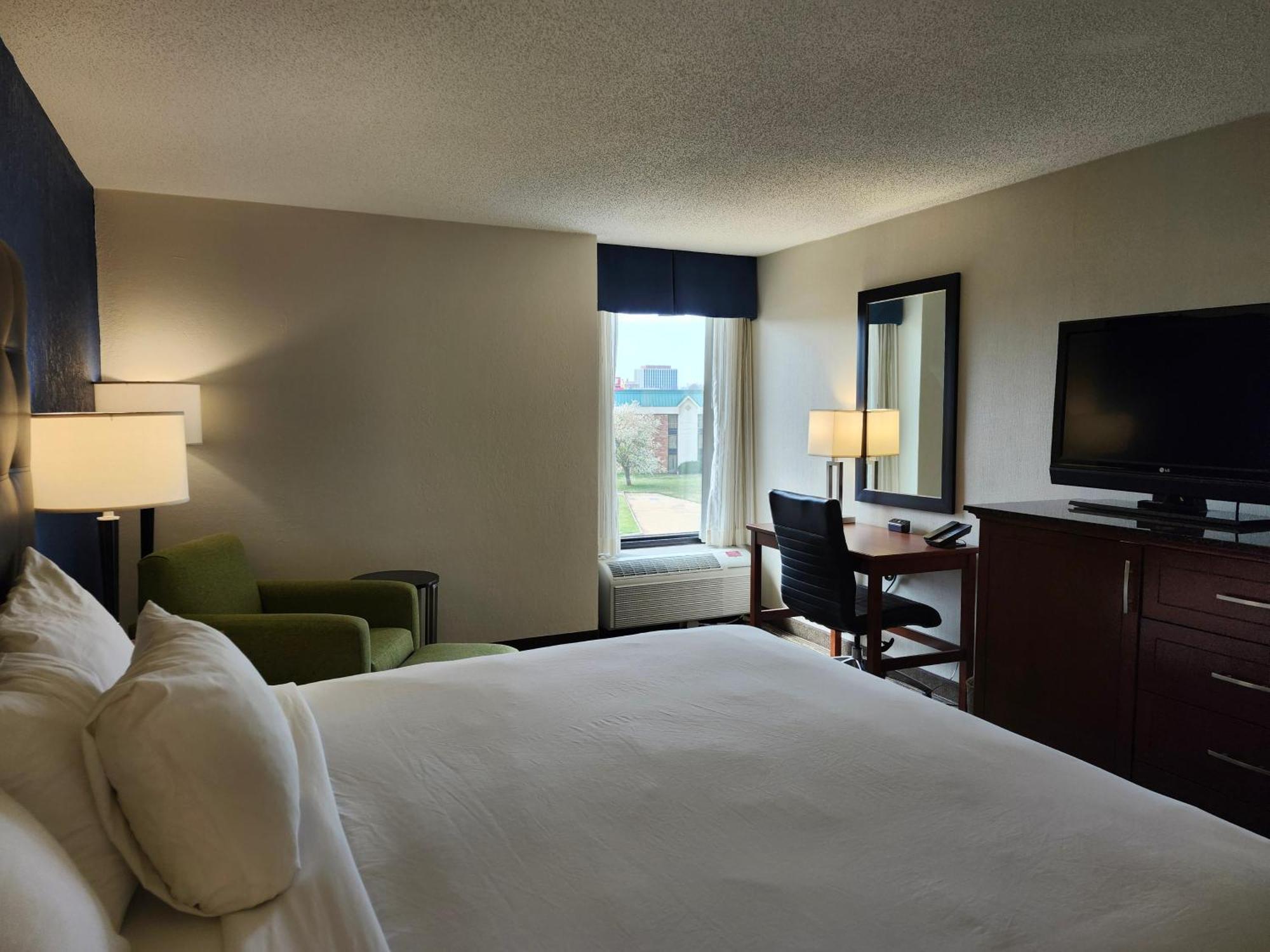 Drury Inn&Suites St. Louis Fenton Extérieur photo